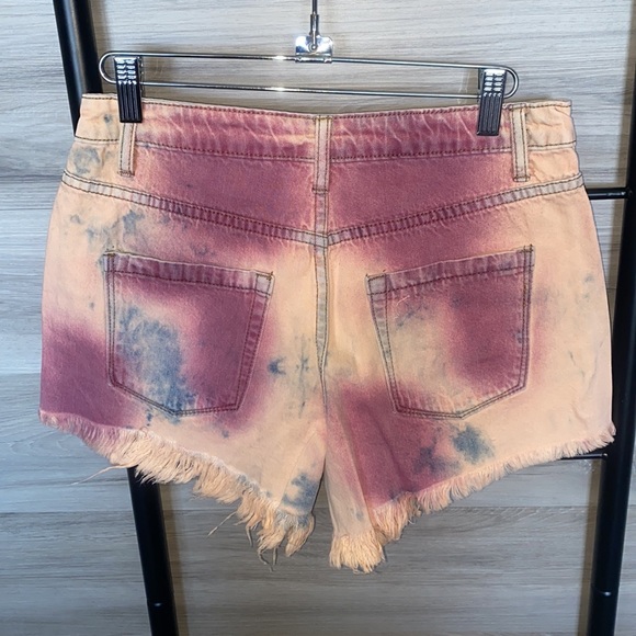 NWT-Women's Tie Dye Denim Fringe Shorts, Rose - Picture 2 of 6